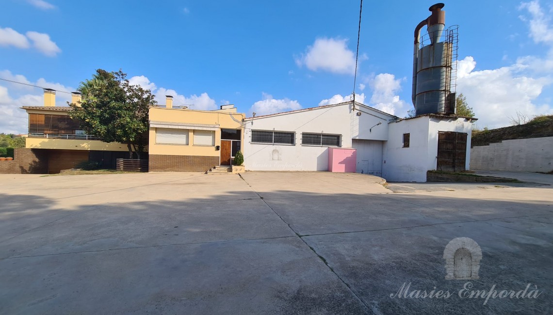 Vistas de la entrada la casa
