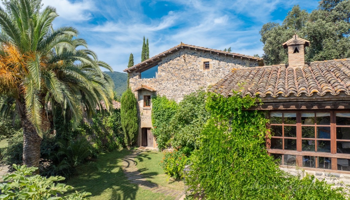 Fachada del anexo a la masía 