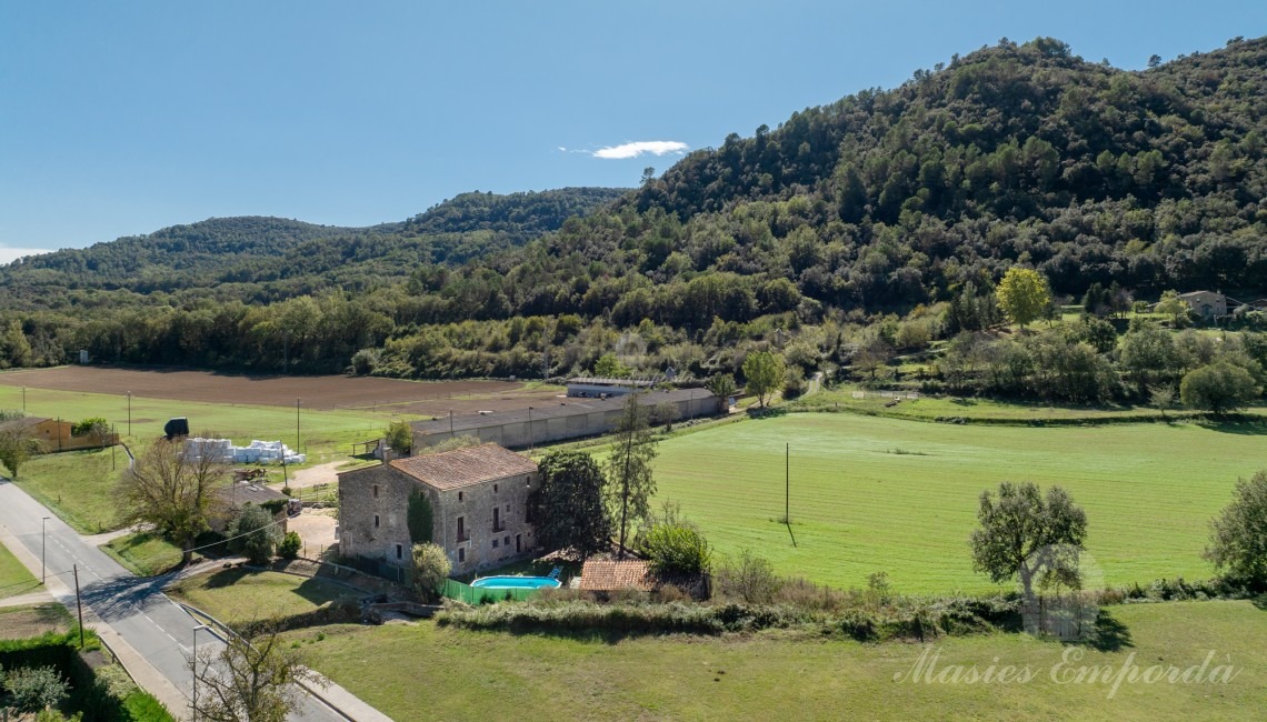 Vista de la masía 