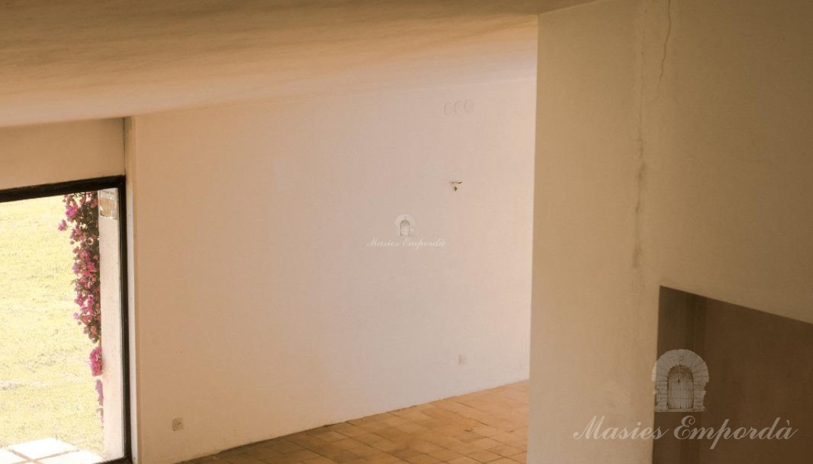 Salón. Salón.