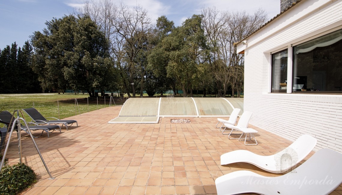 Vistas la piscina cubierta