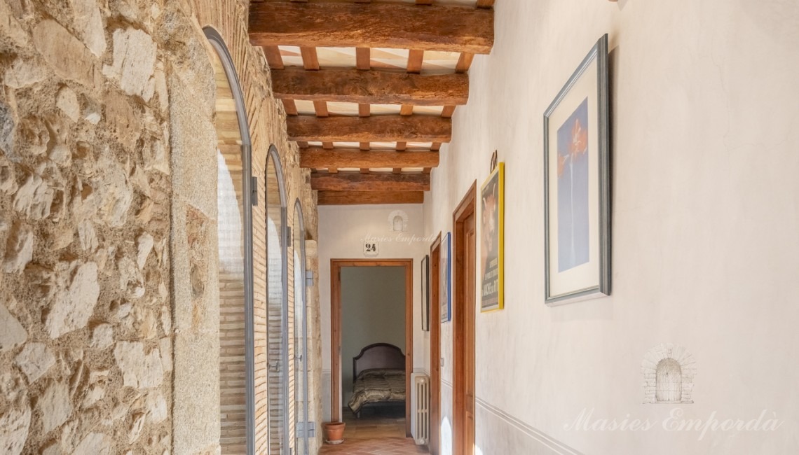 Pasillo de conexión de parte de la casa 