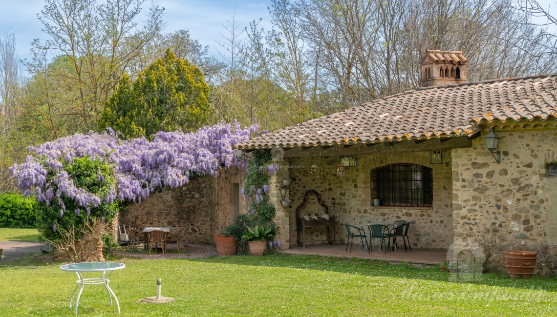 Porche de la parte oeste del jardín