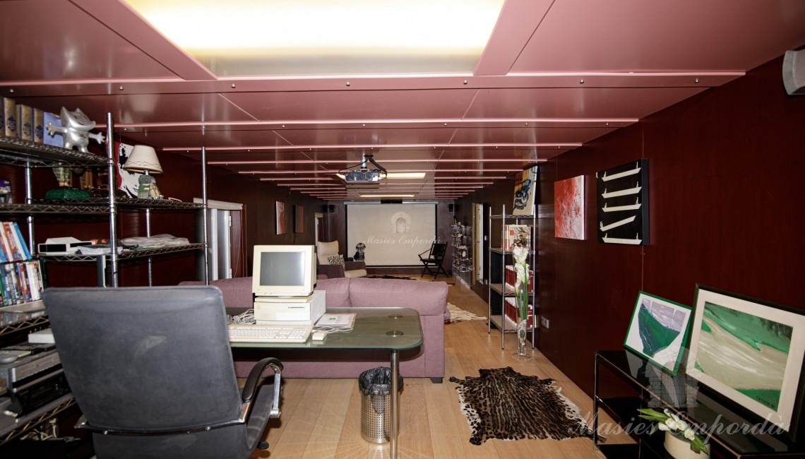 Sala de juegos de la planta baja