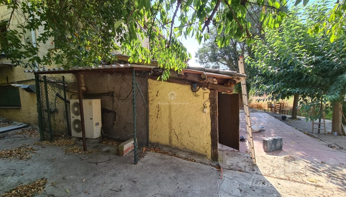 Cubierto maquinas de aire acondicionado Cubierto maquinas de aire acondicionado