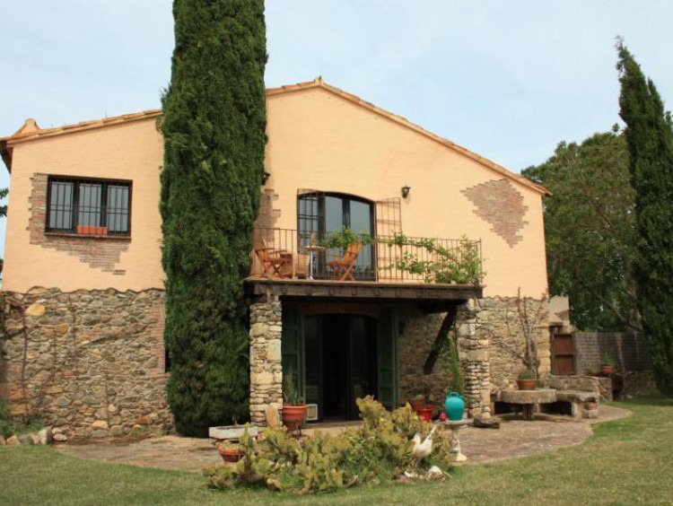 Vista de la fachada de la casa 