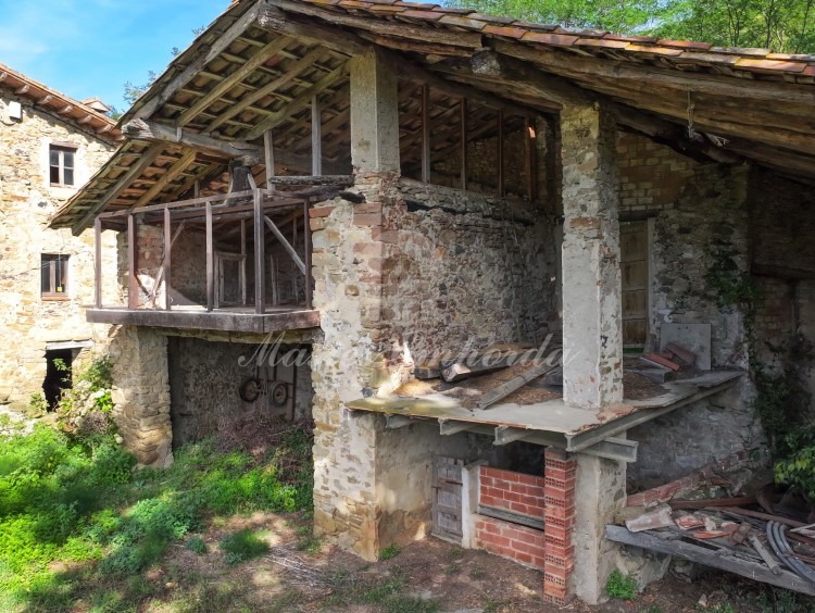 Vistas del pajar de la masía Vistas del pajar de la masía