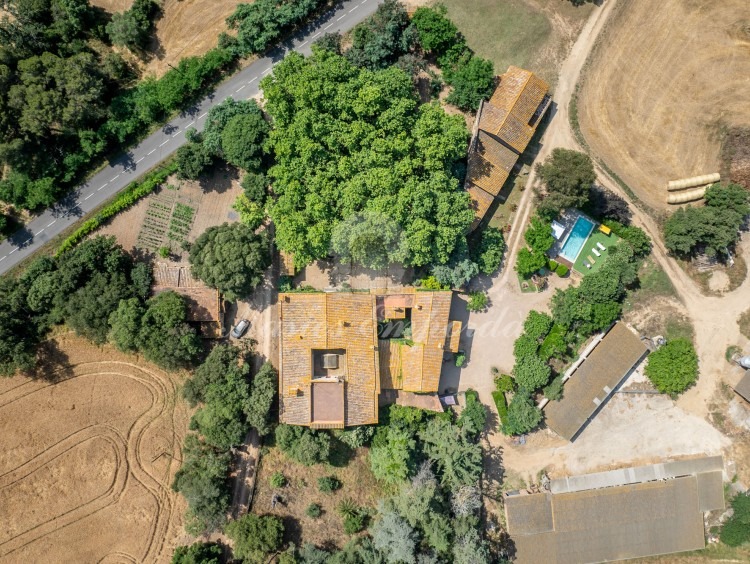 Vista cenital de la parte constructiva de la masía 