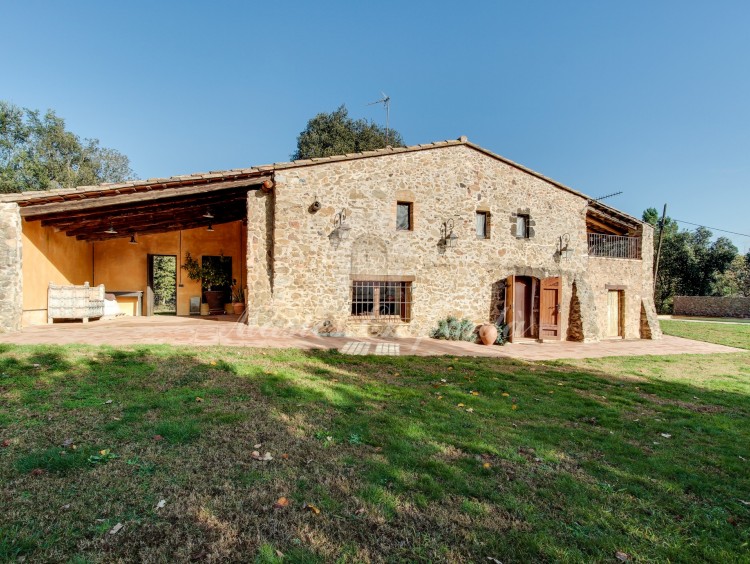 Vista de la masía
