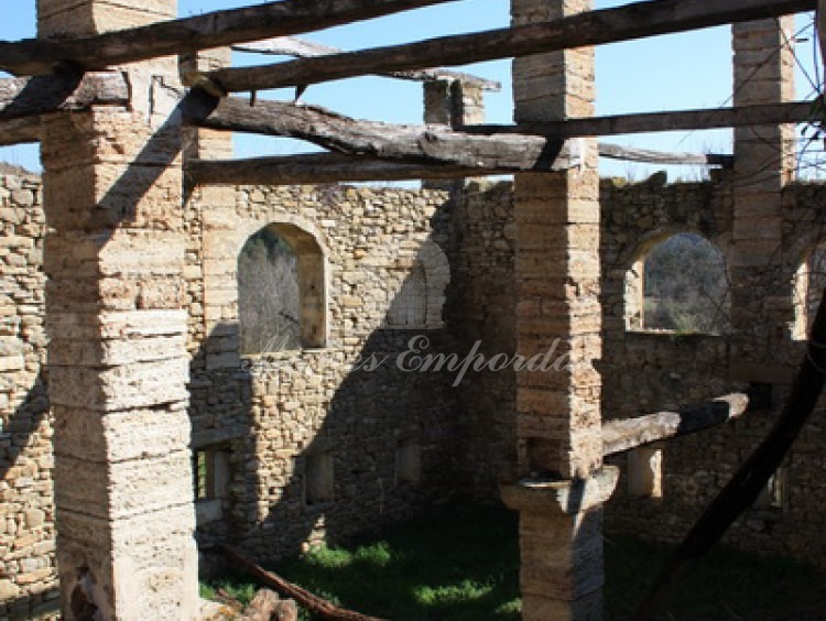 Construcción anexa a la masía 
