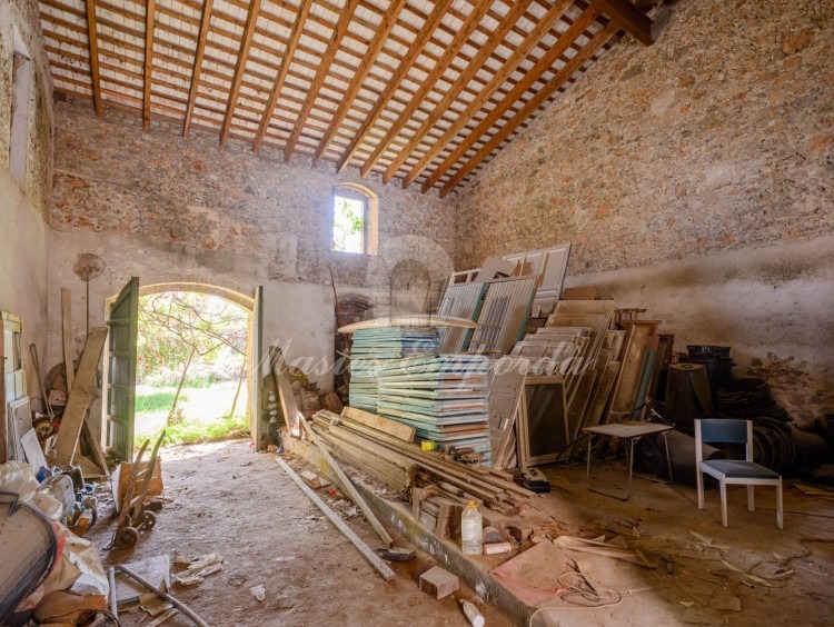 Almacén a doble altura 