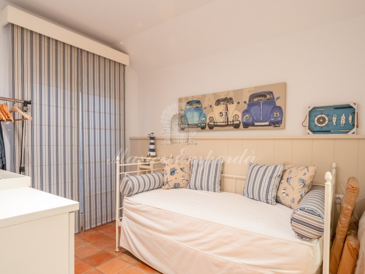 Una habitación Una habitación